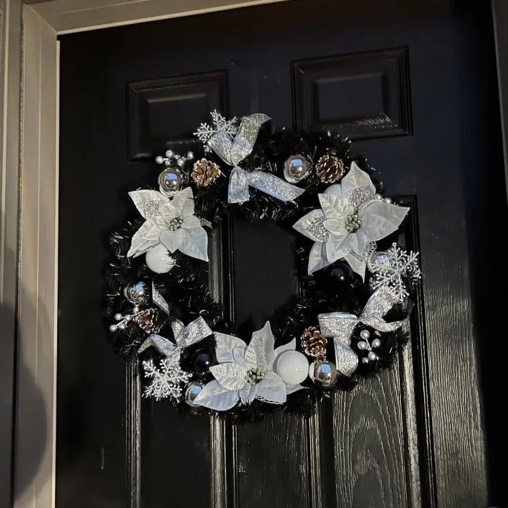 New‎ CHARMMA Christmas Wreath with LED Lights Black 23.6